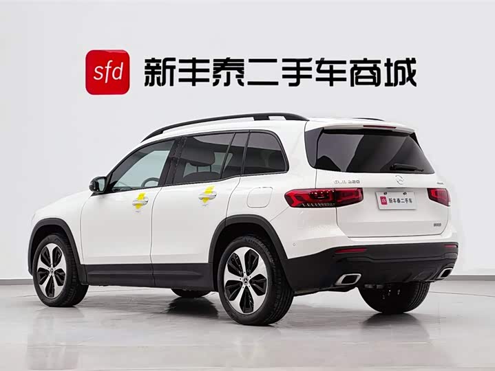 Фото 6 - Mercedes-Benz GLB-Class