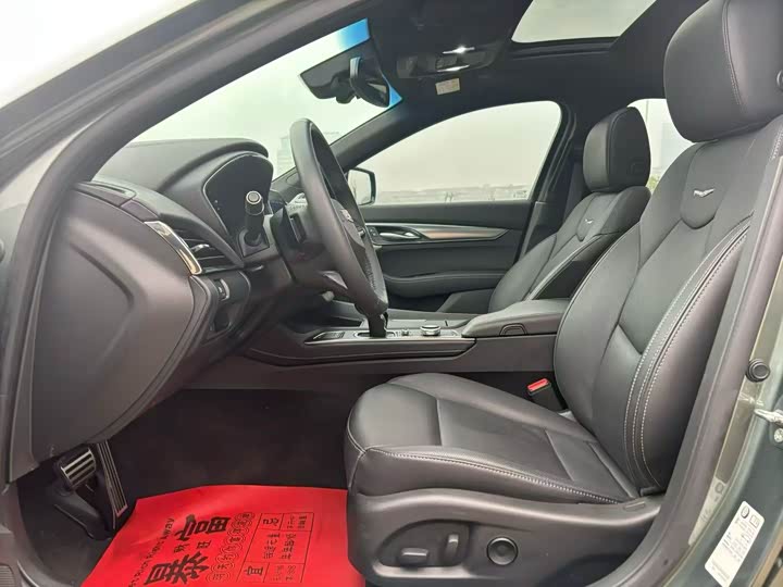 Фото 6 - Cadillac CT5