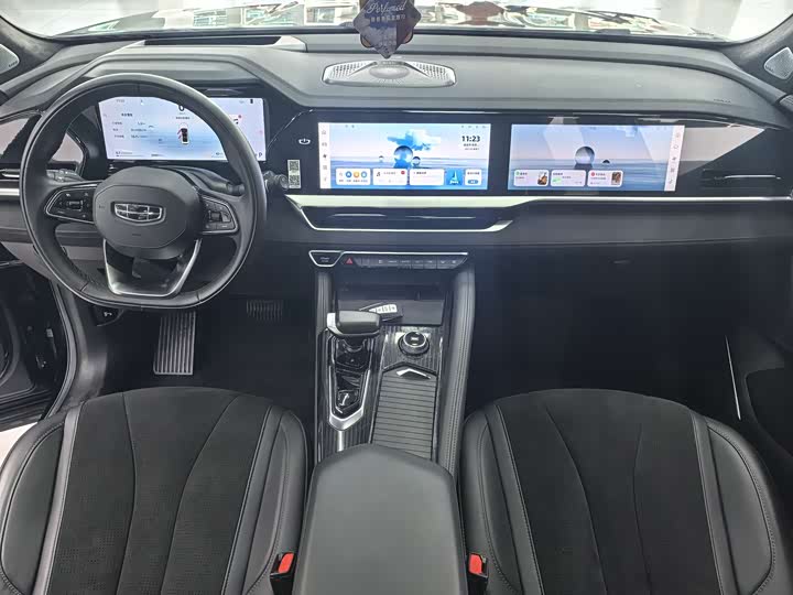 Фото 7 - Geely Monjaro