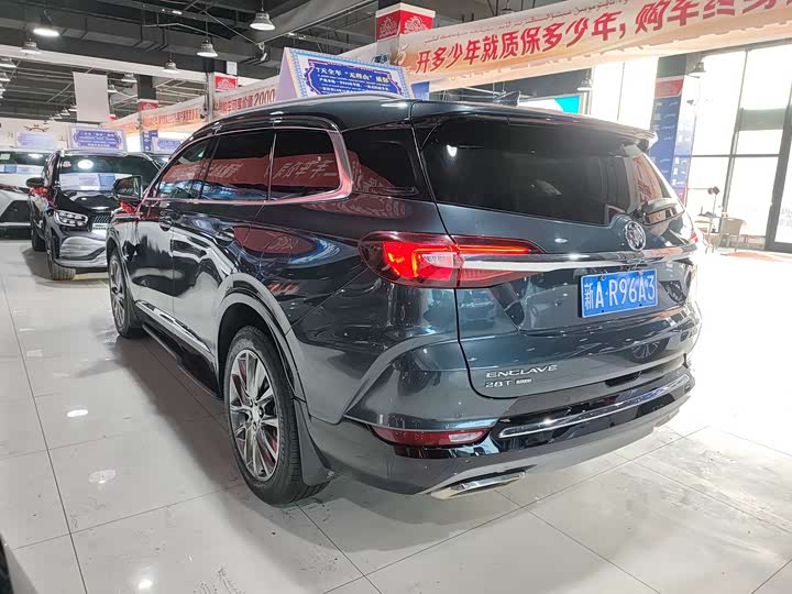 Фото 7 - Buick Enclave