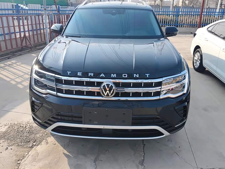 Фото 2 - Volkswagen Teramont Pro