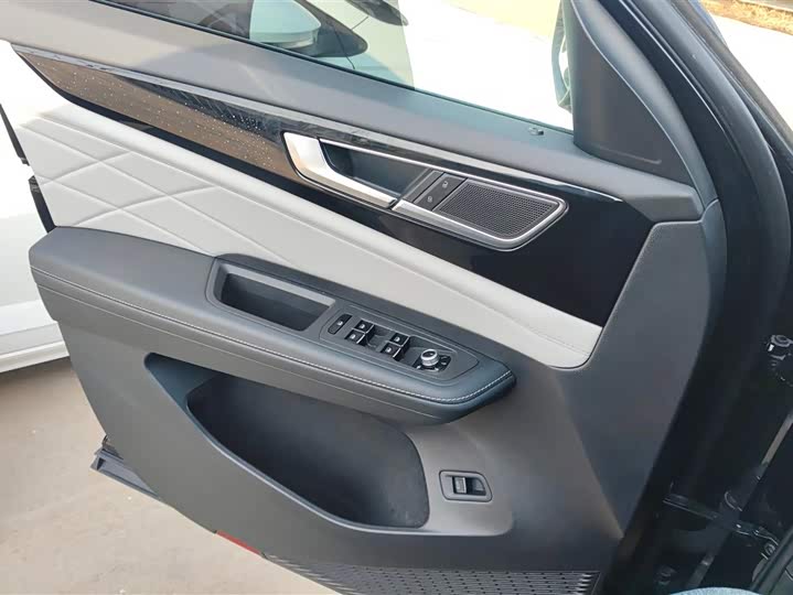 Фото 7 - Volkswagen Teramont Pro