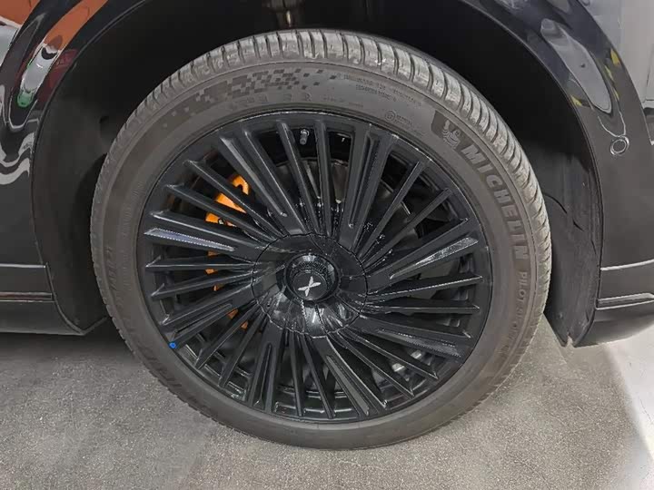 Фото 9 - XPeng G9