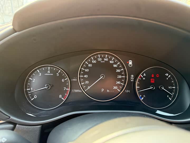 Photo 6 - Mazda CX-30