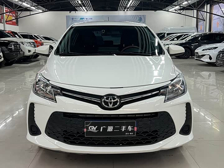 Фото 2 - Toyota Vios FS