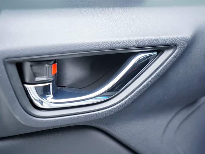 Фото 8 - Subaru BRZ