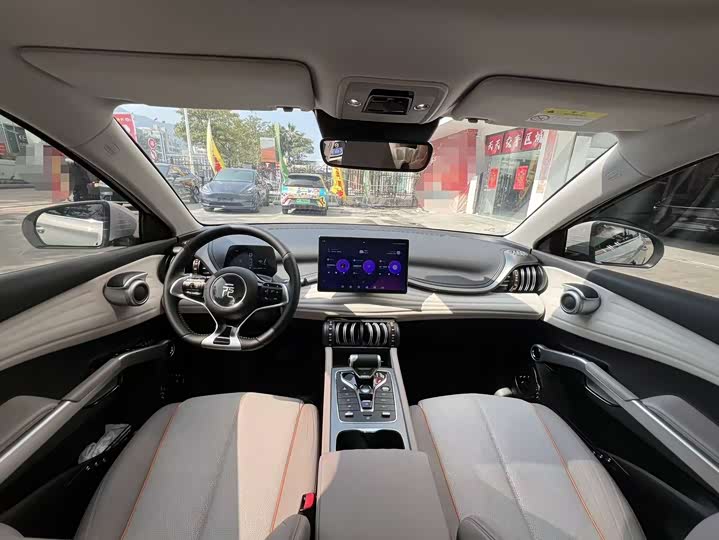 Фото 7 - BYD Yuan Plus