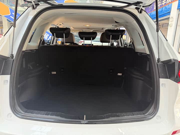 Фото 7 - Haval M6