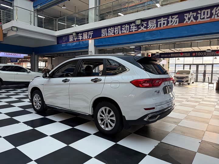 Фото 9 - Haval M6