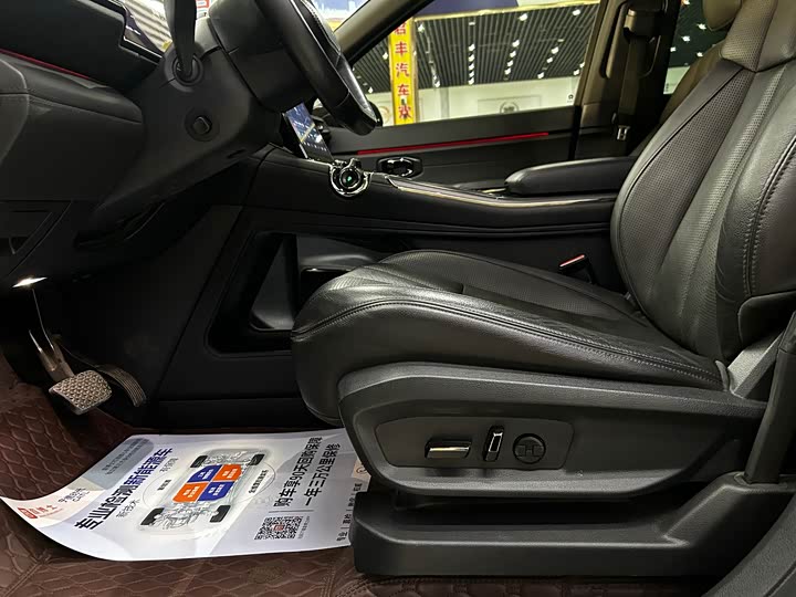 Фото 4 - Nio ES8