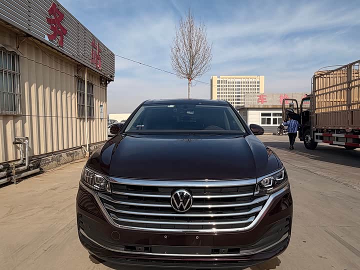 Фото 2 - Volkswagen Viloran