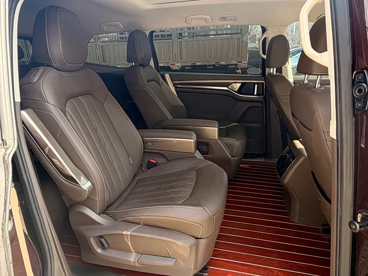 Фото 6 - Volkswagen Viloran