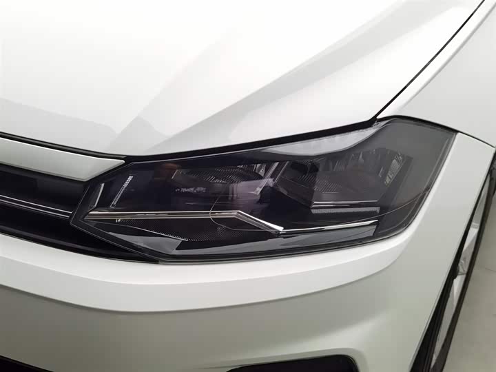 Фото 7 - Volkswagen Polo