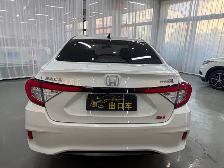 Фото 5 - Honda Envix