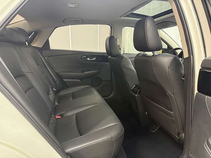 Фото 8 - Honda Envix