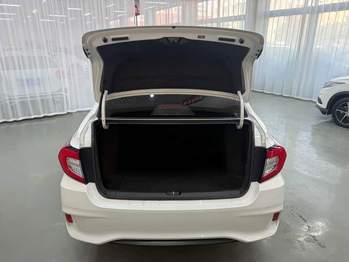 Фото 9 - Honda Envix