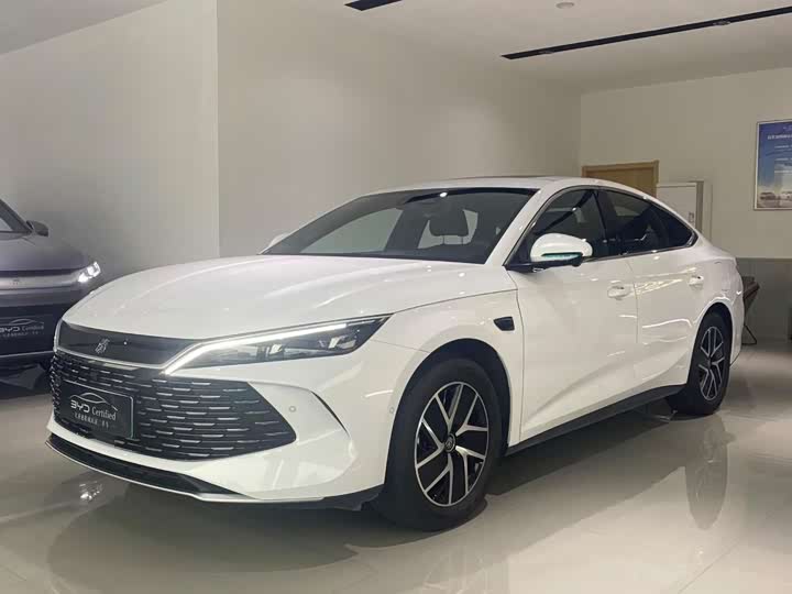 Фото 1 - BYD Qin L