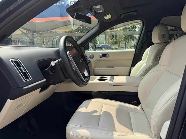 Фото 9 - LiXiang L9