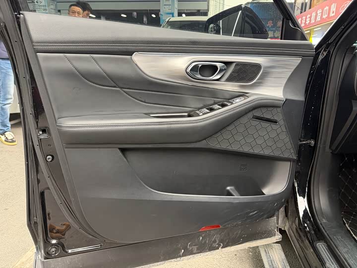 Фото 6 - GAC Trumpchi GS8