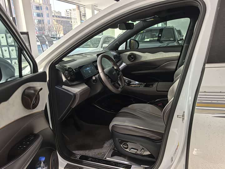 Фото 3 - BYD Frigate 07