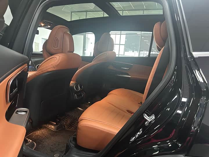 Фото 6 - Mercedes-Benz GLC-Class