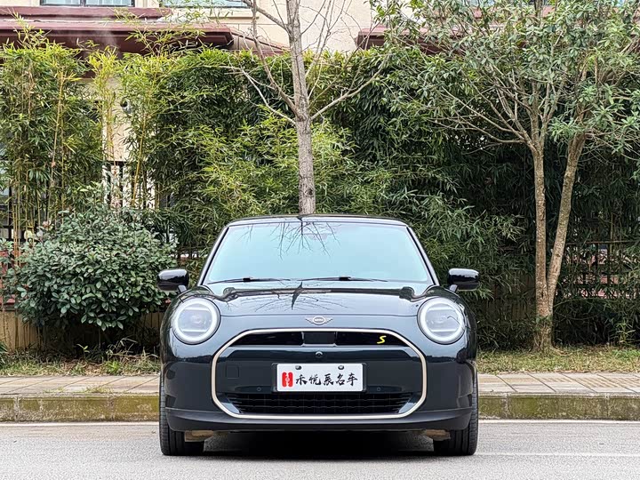Фото 2 - Mini Cooper