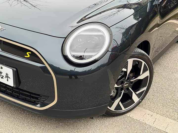 Фото 4 - Mini Cooper