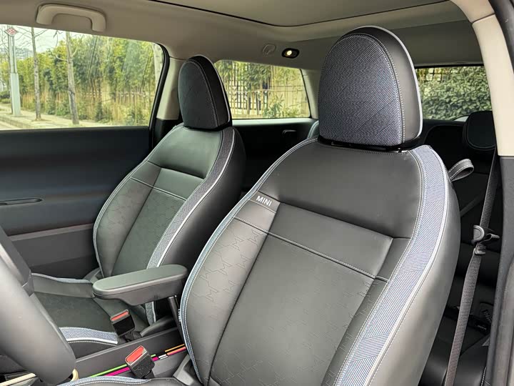 Фото 7 - Mini Cooper