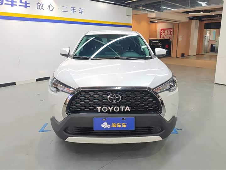 Фото 2 - Toyota Corolla Cross