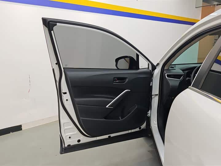 Фото 7 - Toyota Corolla Cross