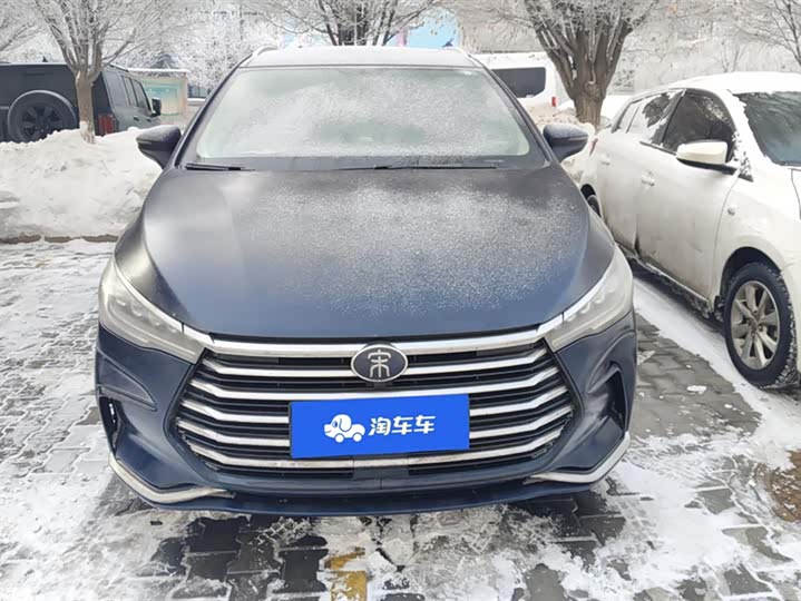 Фото 2 - BYD Song Max