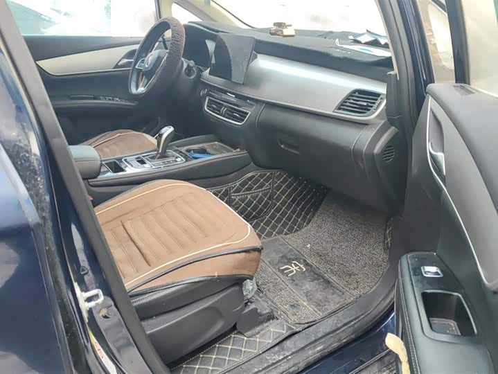 Фото 8 - BYD Song Max