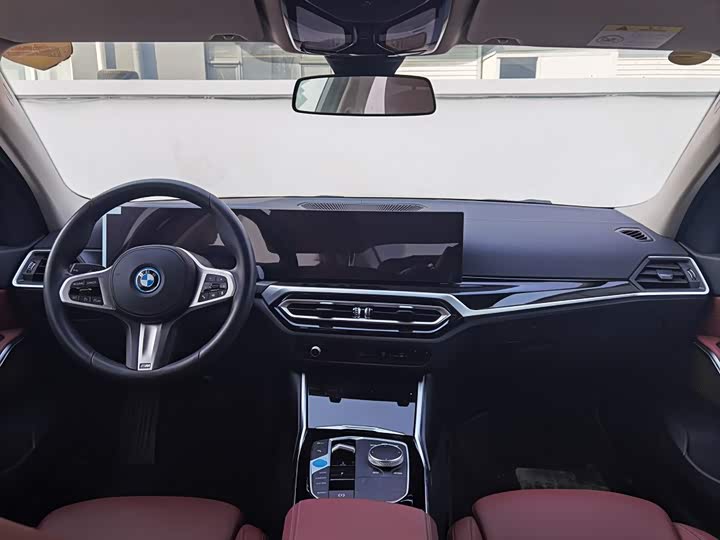 Photo 8 - BMW i3