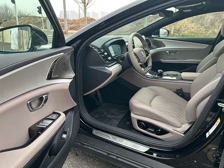 Фото 4 - BYD Han