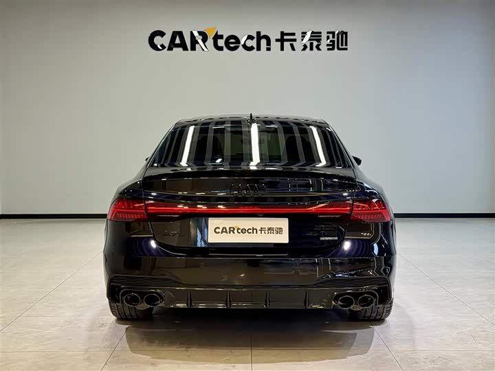 Фото 4 - Audi A7L