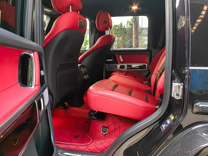Фото 7 - Mercedes-Benz G-Class AMG