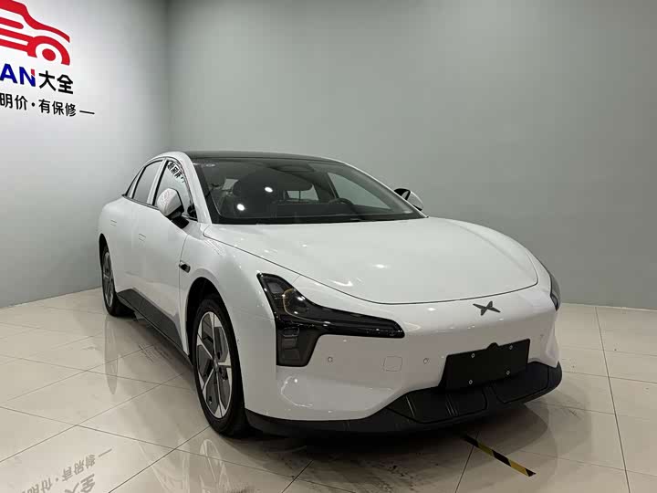 Фото 2 - XPeng Mona M03