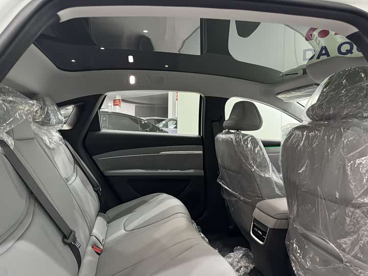 Фото 5 - XPeng Mona M03