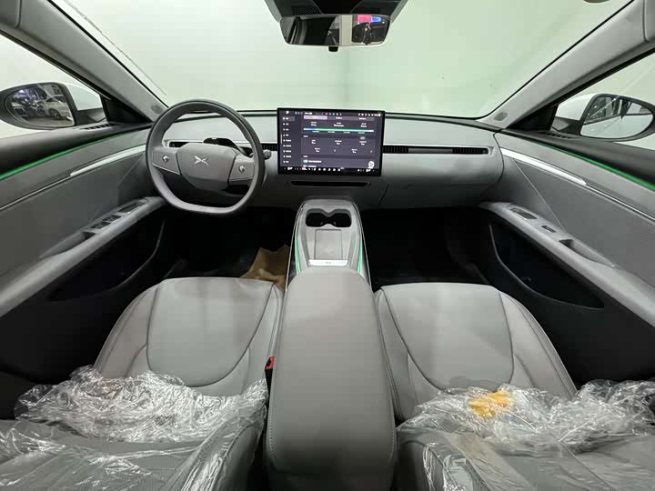 Фото 8 - XPeng Mona M03