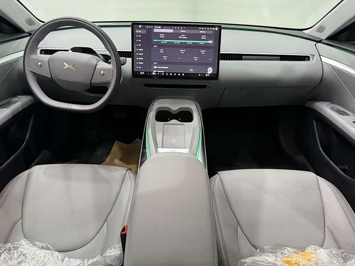 Фото 9 - XPeng Mona M03