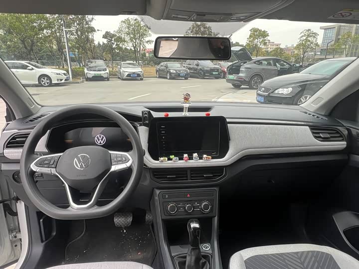 Фото 6 - Volkswagen Tharu