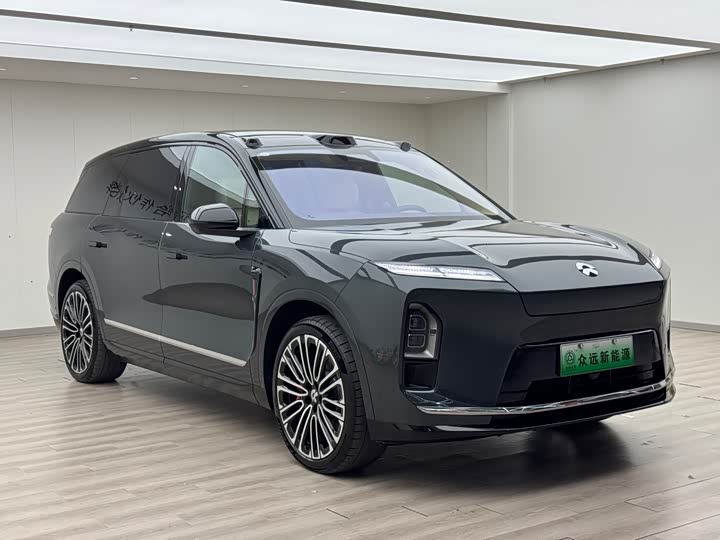 Фото 4 - Nio ES8