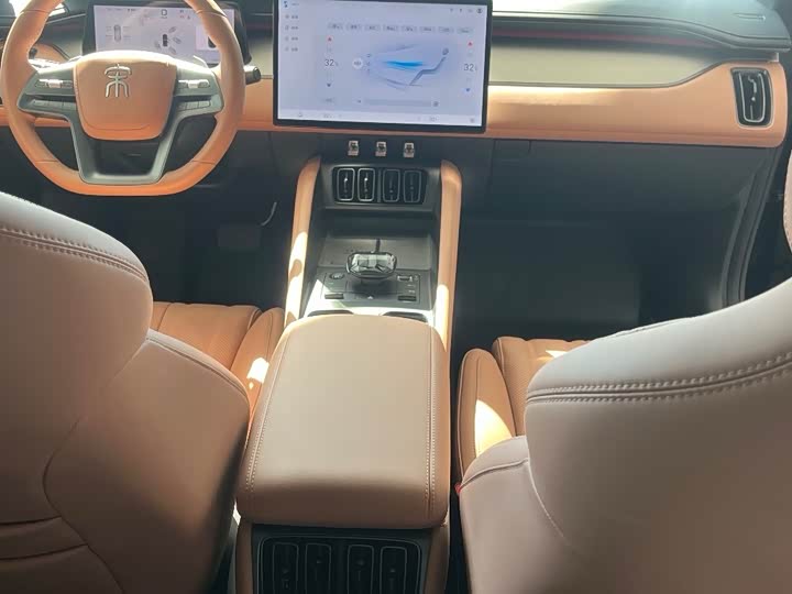 Фото 7 - BYD Song L