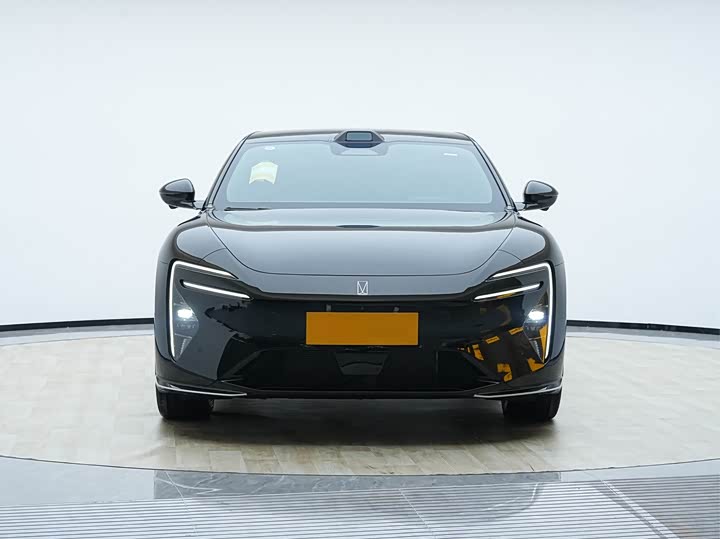 Фото 2 - Avatr 06