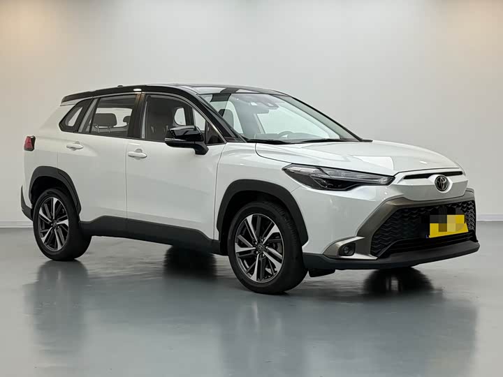 Photo 3 - Toyota Frontlander