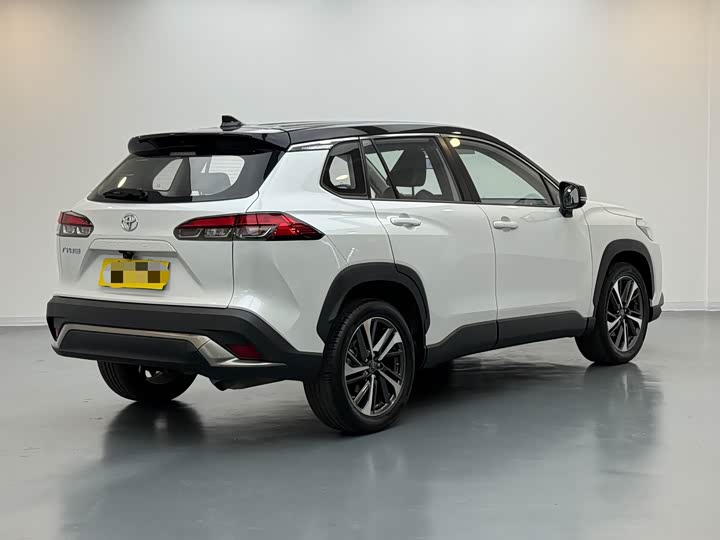 Photo 4 - Toyota Frontlander