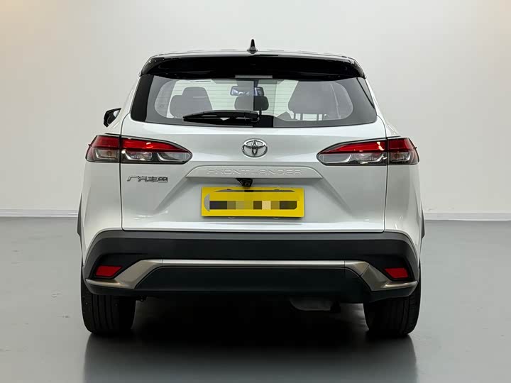 Photo 5 - Toyota Frontlander