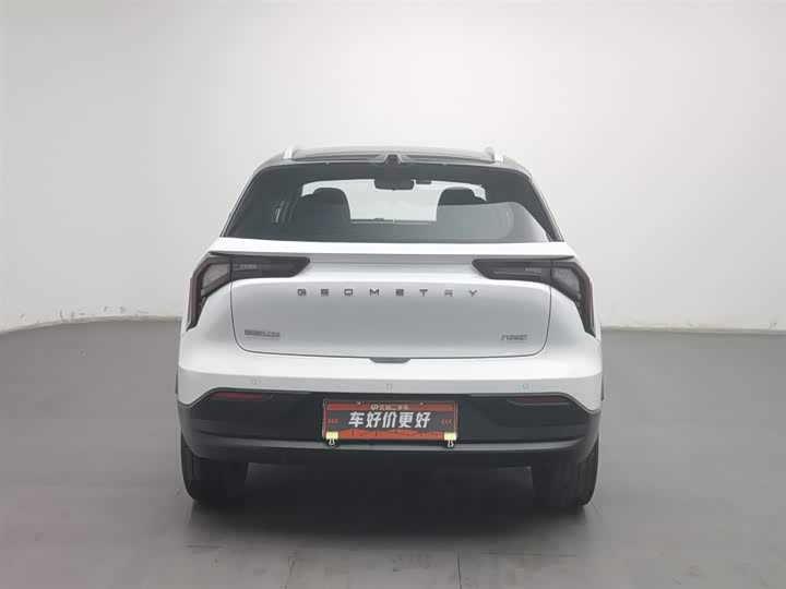 Фото 4 - Geely Geometry E Firefly