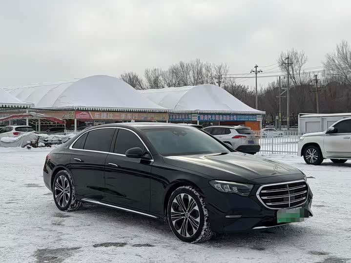 Фото 1 - Mercedes-Benz E-Class Hybrid
