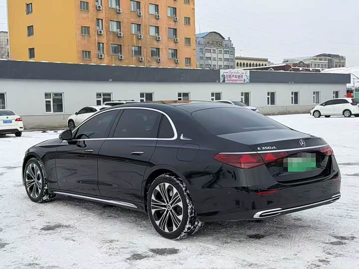 Фото 9 - Mercedes-Benz E-Class Hybrid